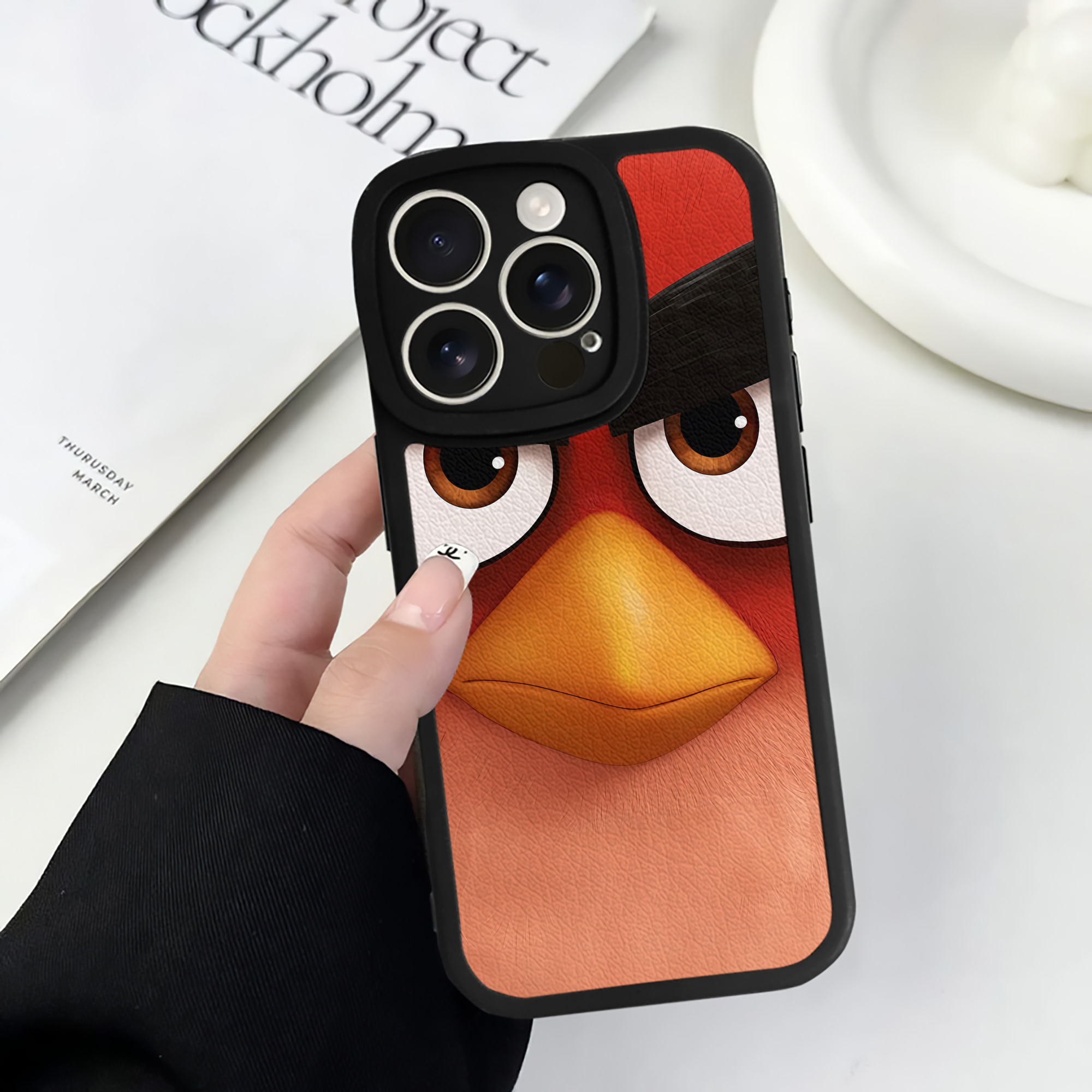 （画像用） Angry Birds アングリーバード 【iPhone 16シリーズ対応】シリコンスマホケース（レザー調） 材質：シリコン